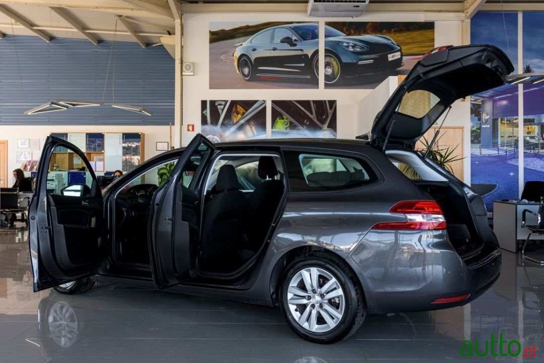 2017' Peugeot 308 Sw photo #4