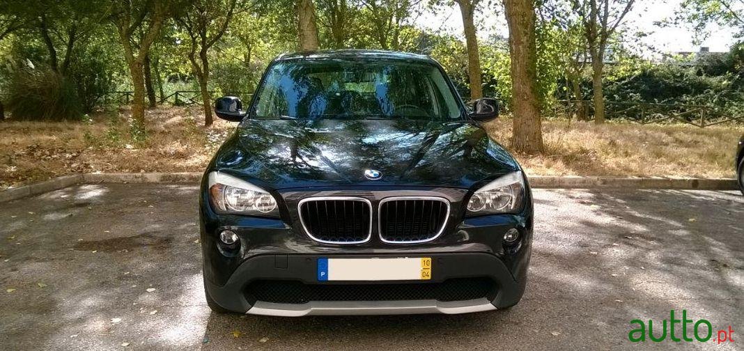 2010' BMW X1 18D Sdrive photo #1