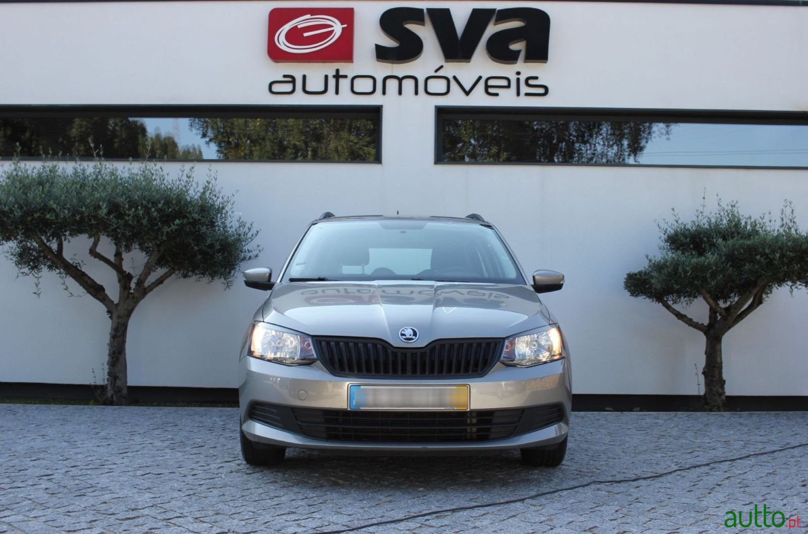 2017' Skoda Fabia Break photo #4