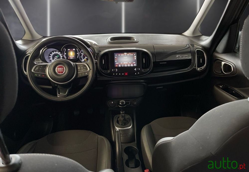 2019' Fiat 500L photo #6