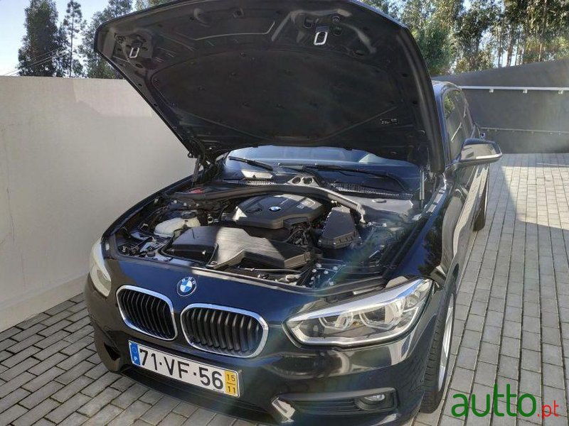 2015' BMW 116 Eficiente Dinamics photo #2