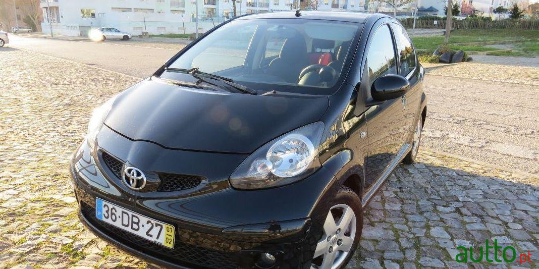 2007' Toyota Aygo Fantas 1.0 photo #2