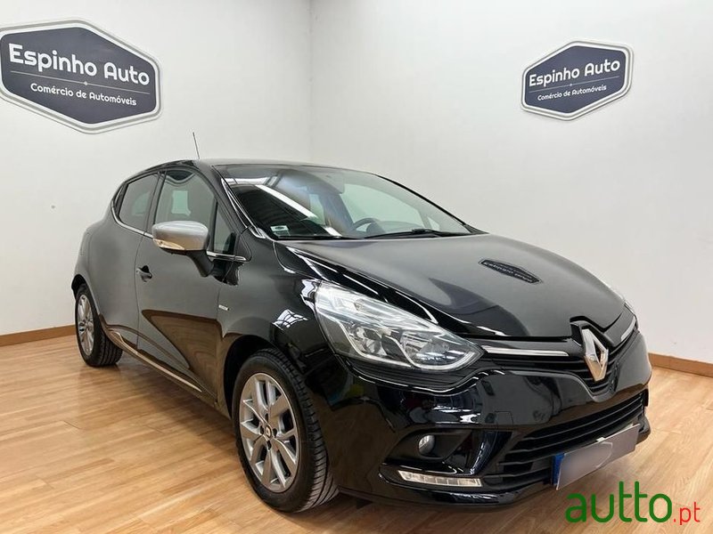 2019' Renault Clio 0.9 Tce Limited photo #1