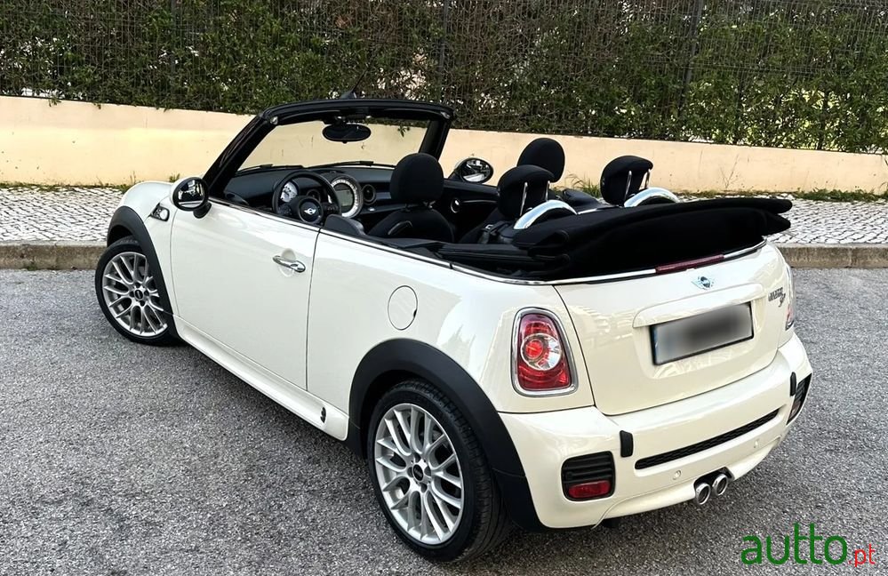 2014' MINI Cabrio Cooper Sd photo #5