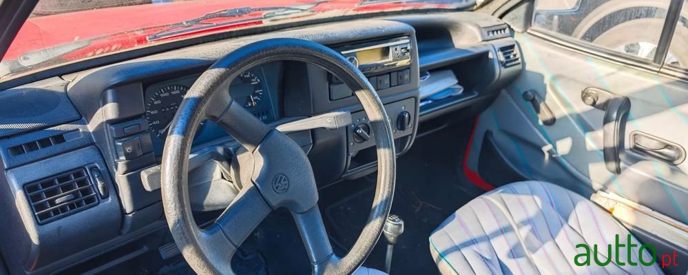 1993' Volkswagen Fox photo #3