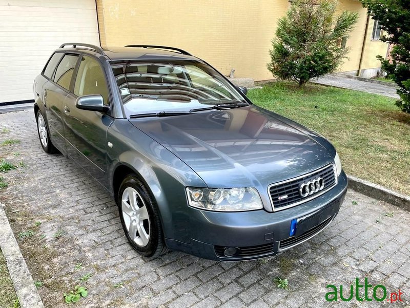 2003' Audi A4 Avant photo #4