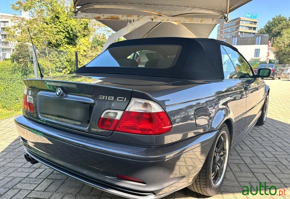 2004' BMW Série 3 Ci Cabrio photo #4