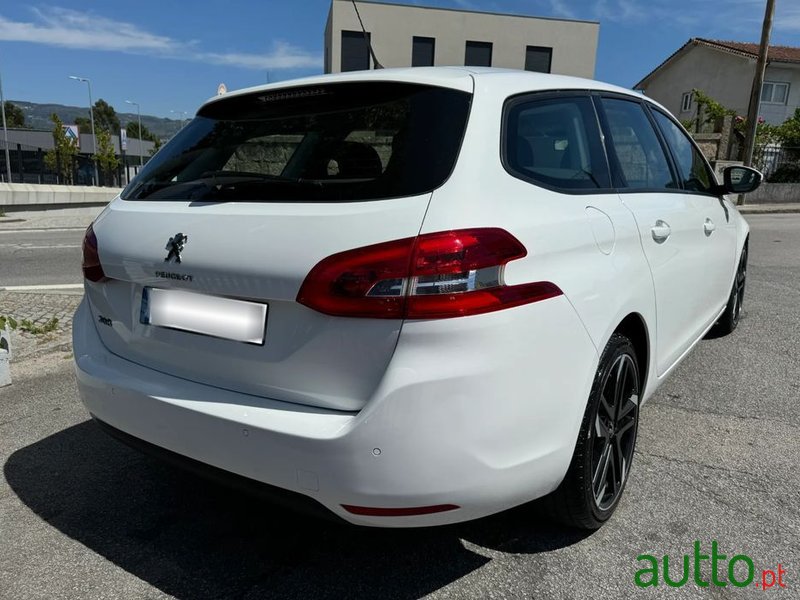 2015' Peugeot 308 Sw photo #4