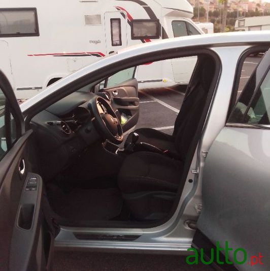 2018' Renault Clio photo #1