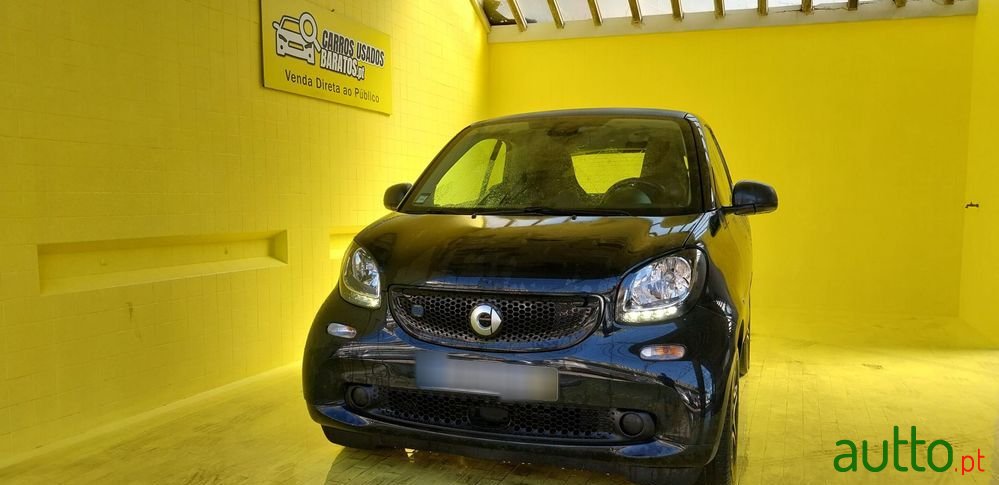 2020' Smart Fortwo Drive Passion photo #1
