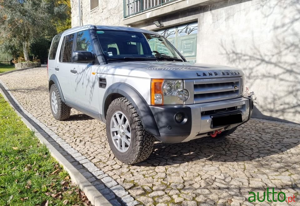 2005' Land Rover Discovery photo #2