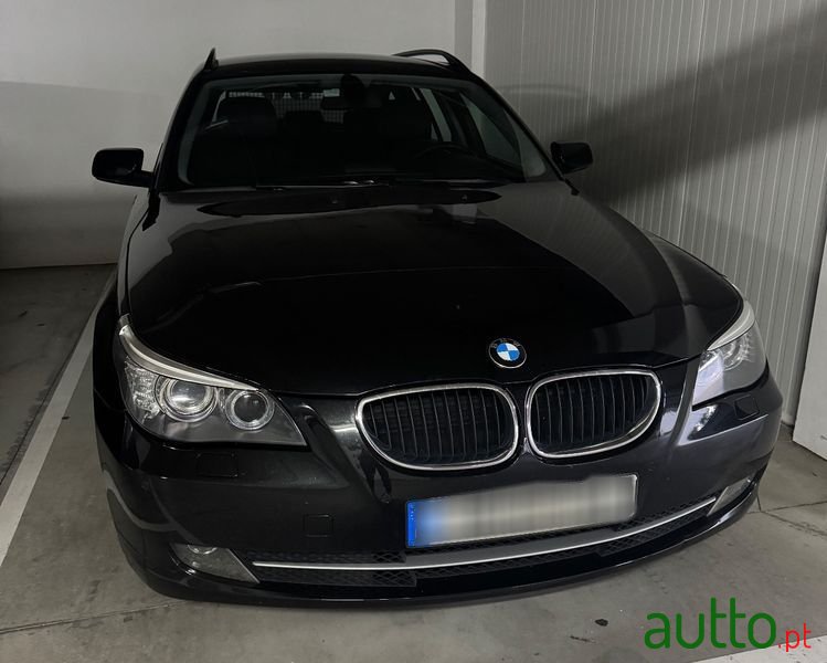 2009' BMW Série 5 photo #2