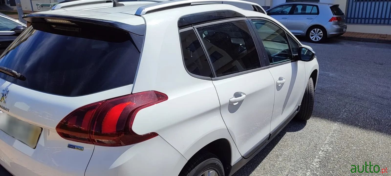 2017' Peugeot 2008 photo #6