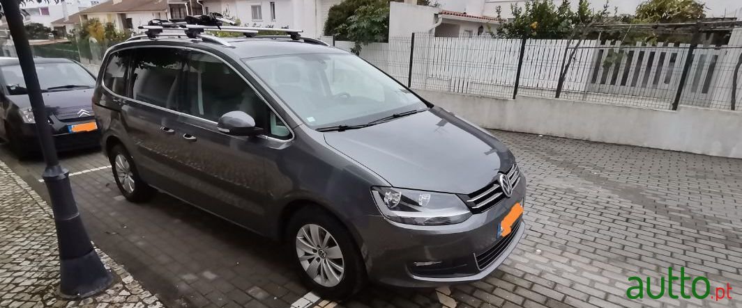 2016' Volkswagen Sharan photo #5