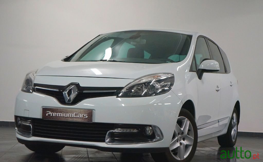 2016' Renault Grand Scenic photo #1