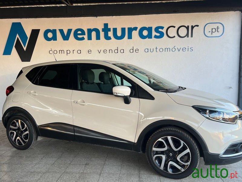 2014' Renault Captur photo #2