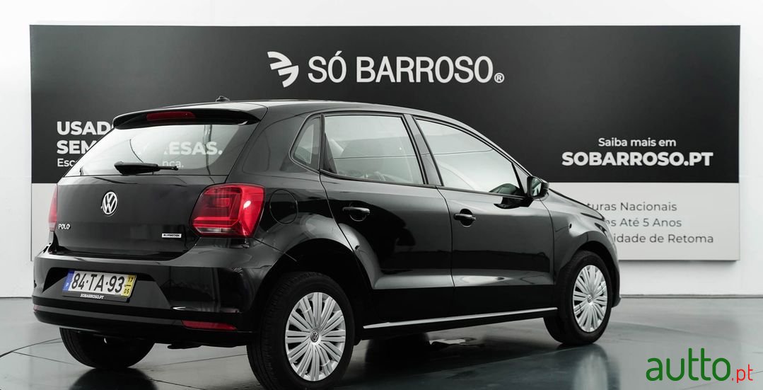 2017' Volkswagen Polo photo #4