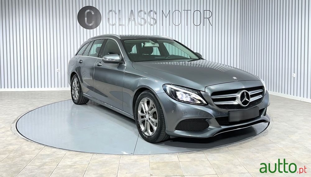 2017' Mercedes-Benz Classe C photo #4