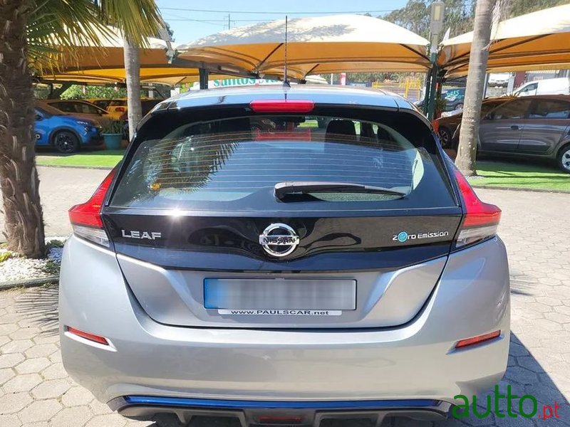 2022' Nissan Leaf N-Connecta photo #4