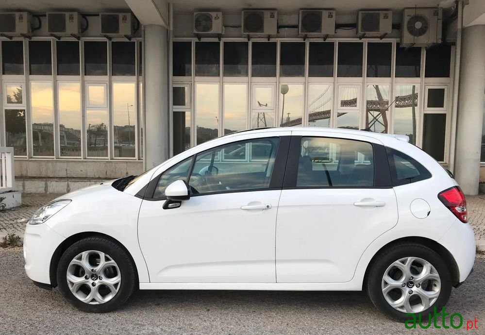 2010' Citroen C3 photo #4