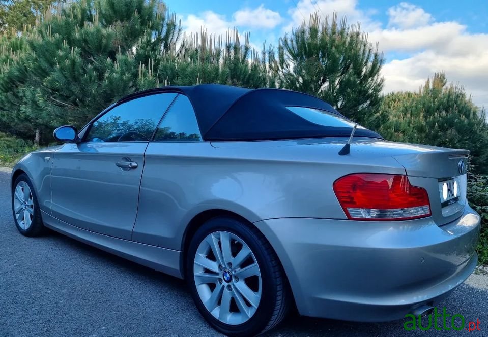 2009' BMW 120 photo #5