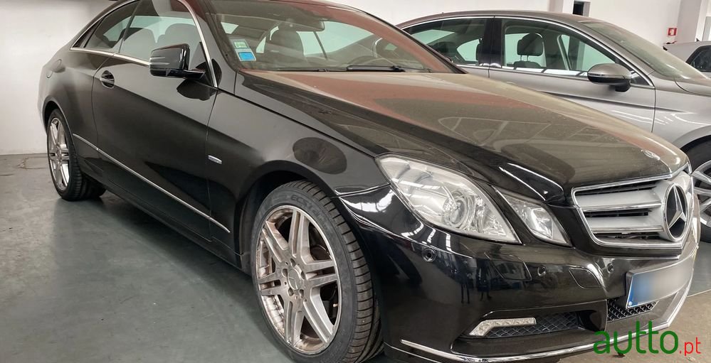 2010' Mercedes-Benz 250 photo #2