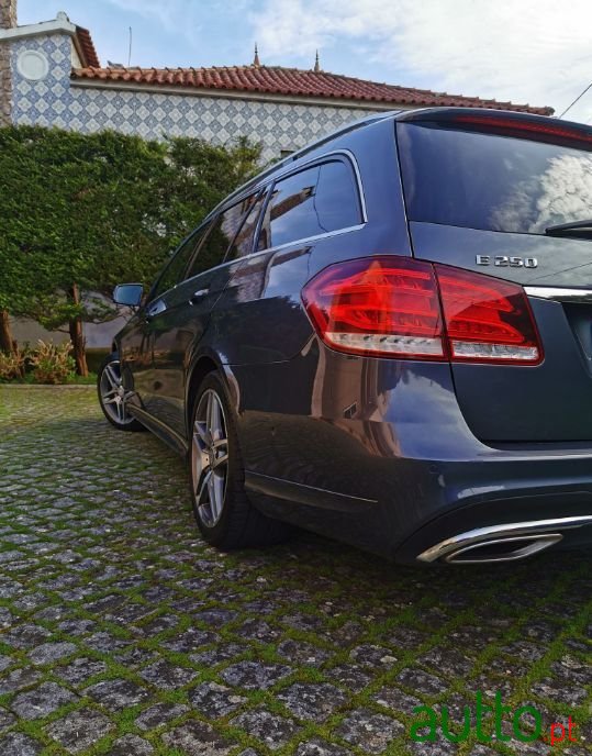 2015' Mercedes-Benz E-250 photo #6