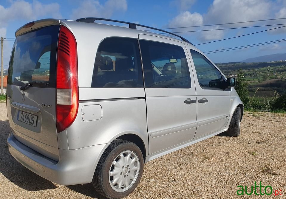 2002' Mercedes-Benz Vaneo photo #2