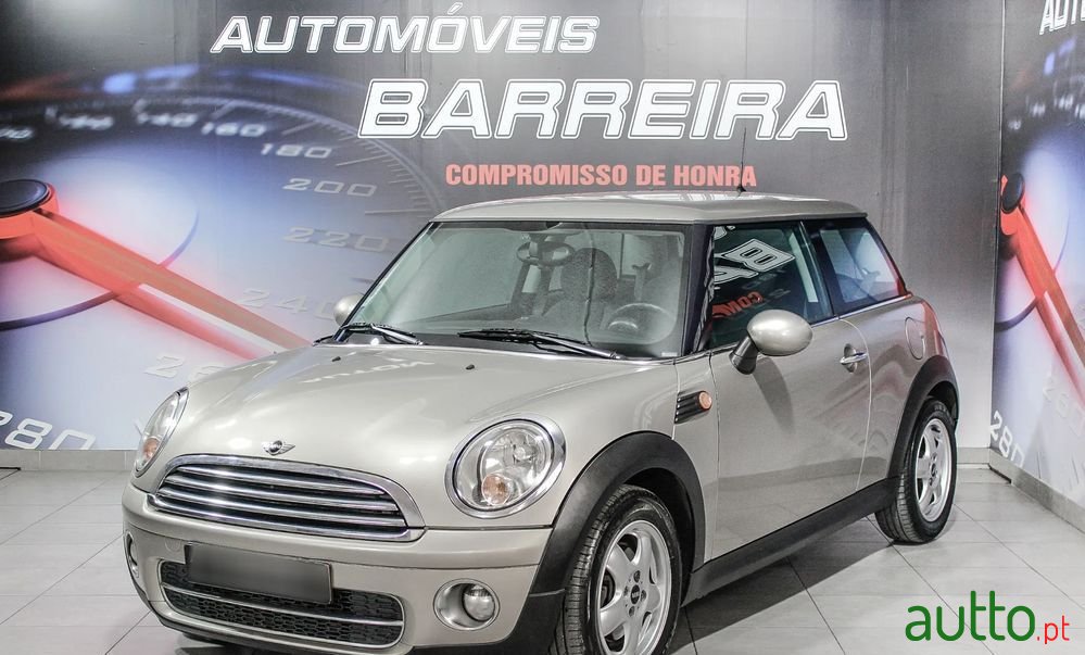 2009' MINI Cooper D photo #5