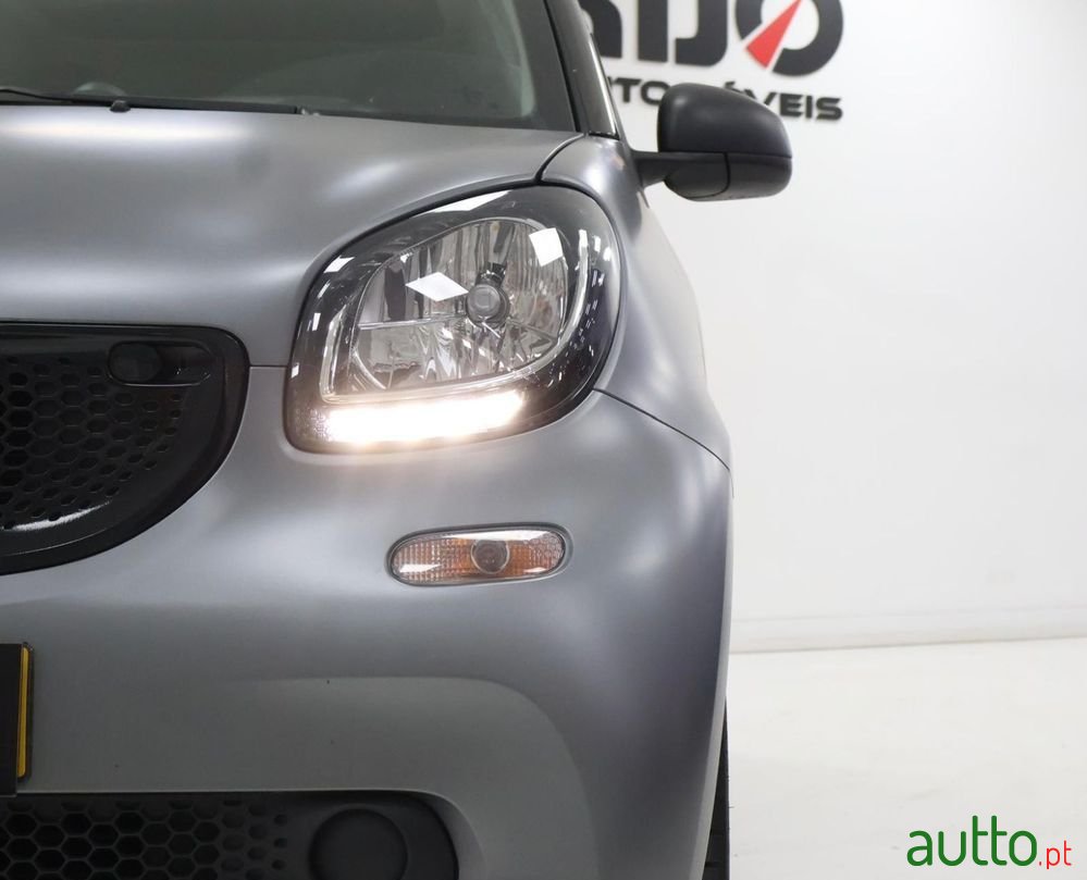 2019' Smart Fortwo 1.0 Passion 71 photo #6