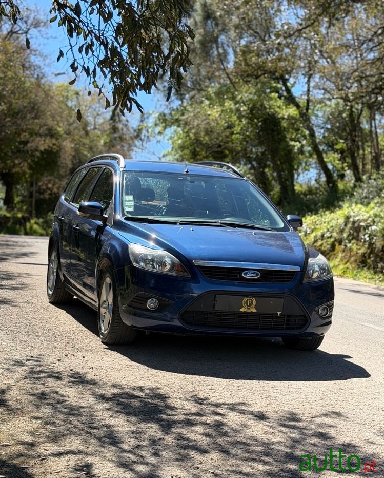 2009' Ford Focus Sw photo #4