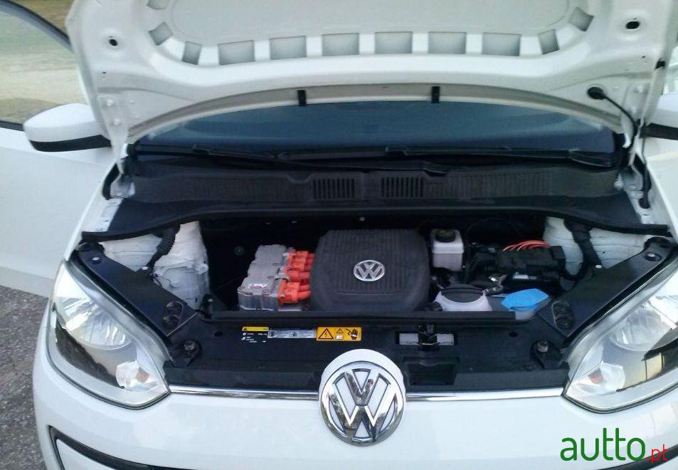 2013' Volkswagen E-Up photo #2