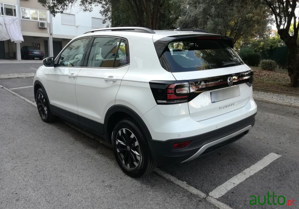 2022' Volkswagen T-Cross photo #5
