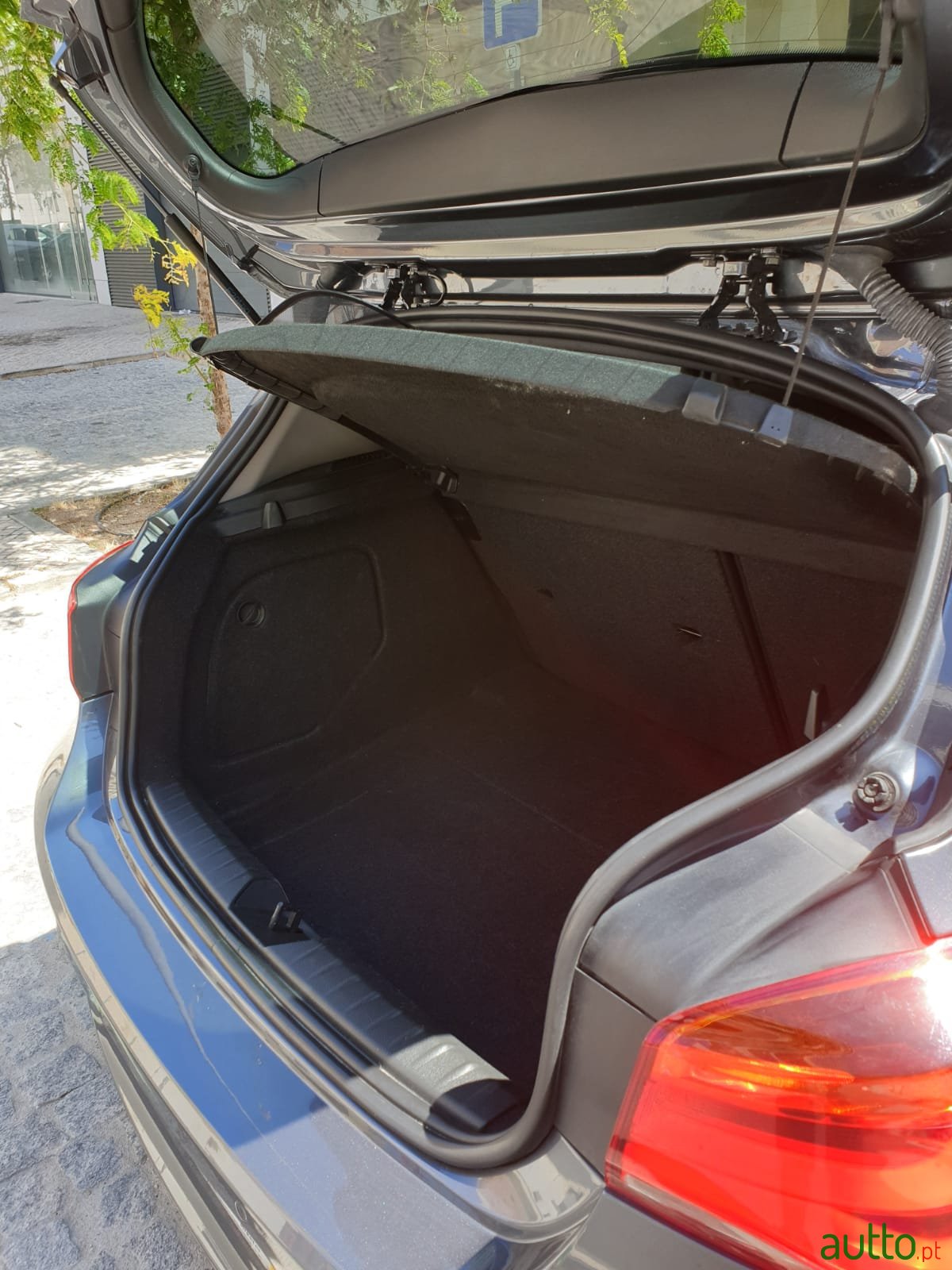 2015' BMW 116 photo #5