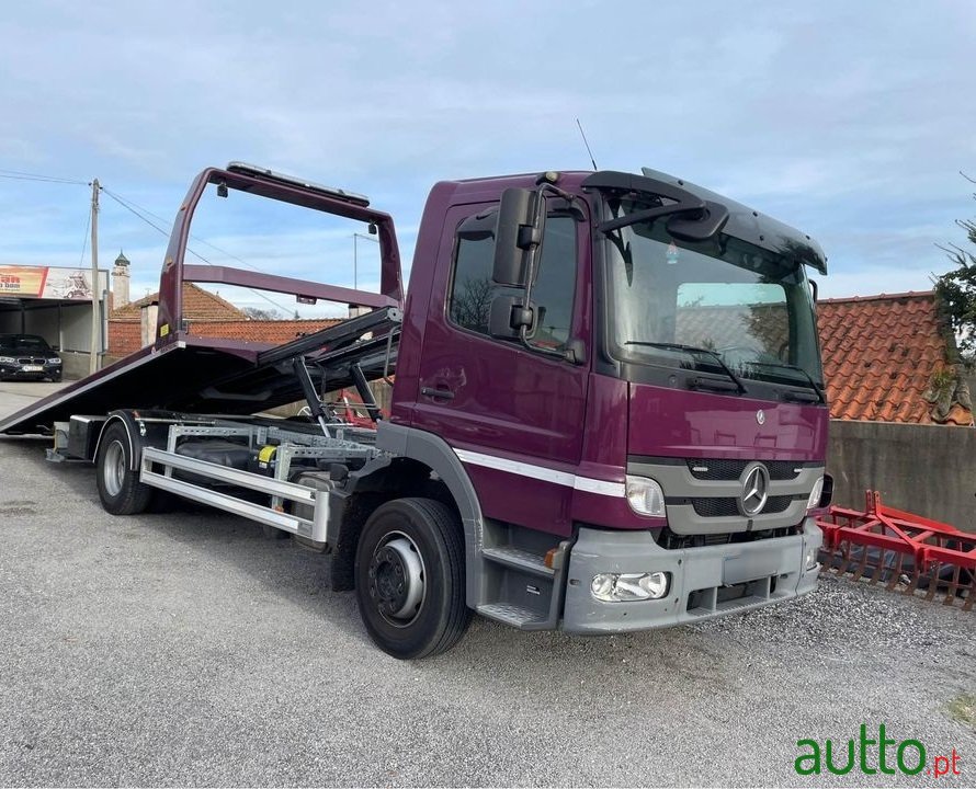 2012' Mercedes-Benz photo #2