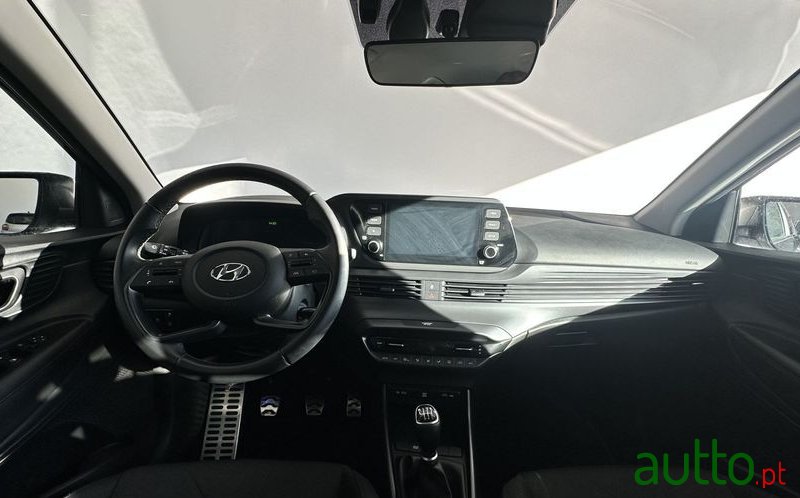 2023' Hyundai Bayon 1.0 T-Gdi Premium photo #4