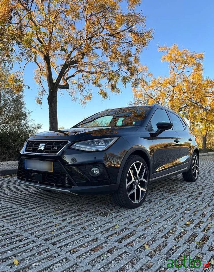 2018' SEAT Arona 1.6 Tdi Fr photo #3