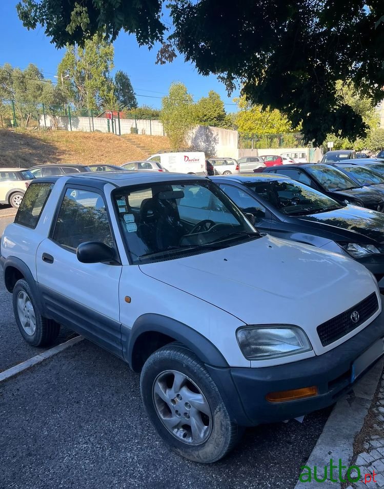 1998' Toyota RAV4 photo #2