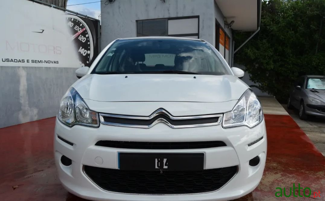 2015' Citroen C3 Exclusive photo #2