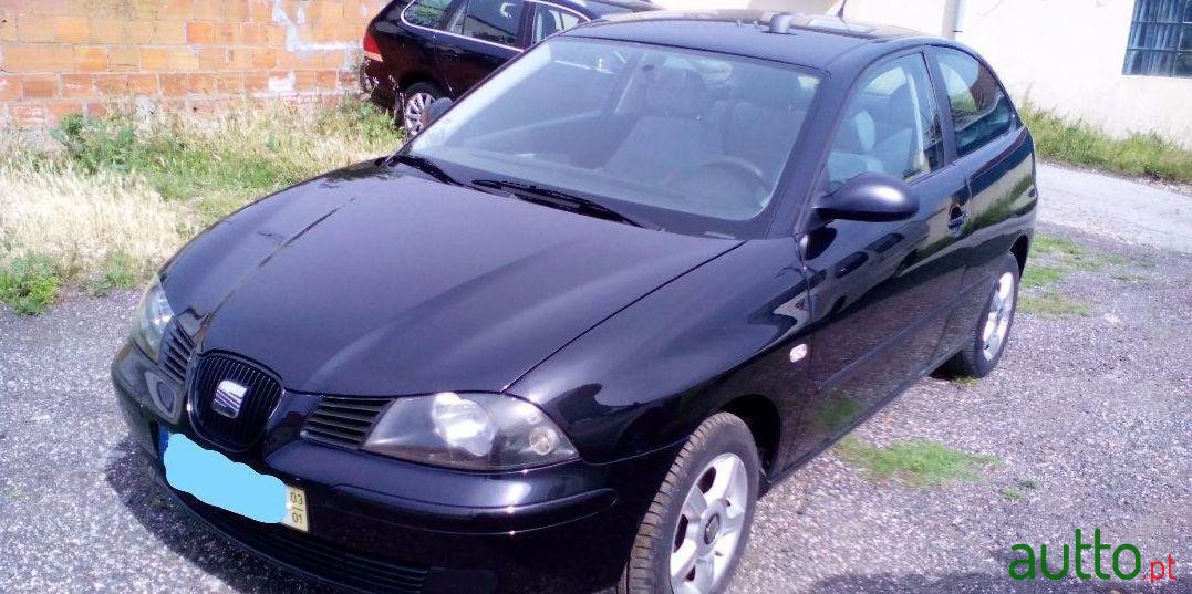 2003' SEAT Ibiza photo #2