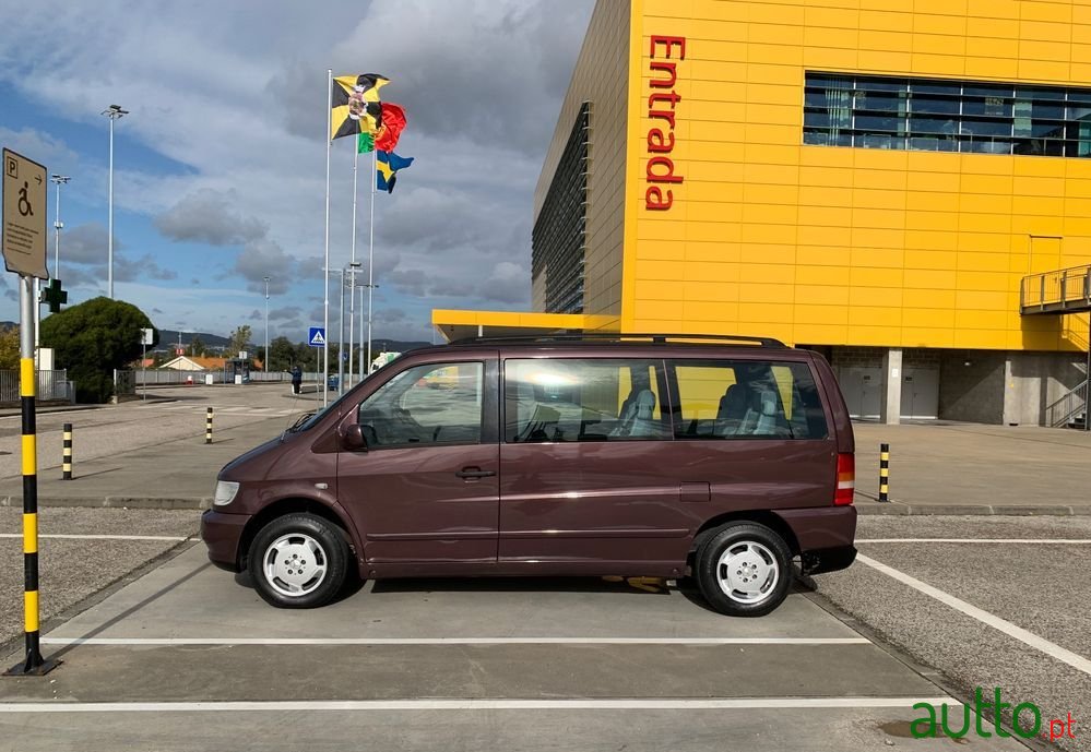 1999' Mercedes-Benz Classe V photo #2