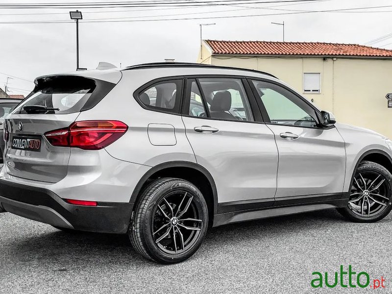 2017' BMW X1 Sport photo #3