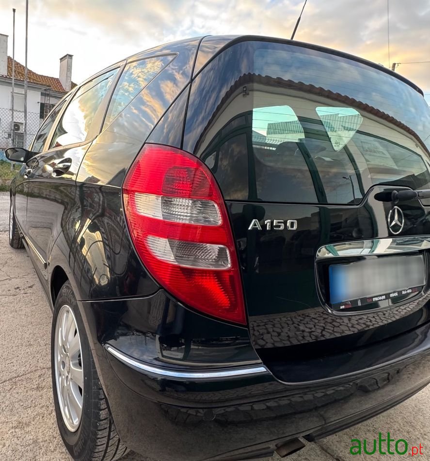 2008' Mercedes-Benz Classe A Elegance photo #4