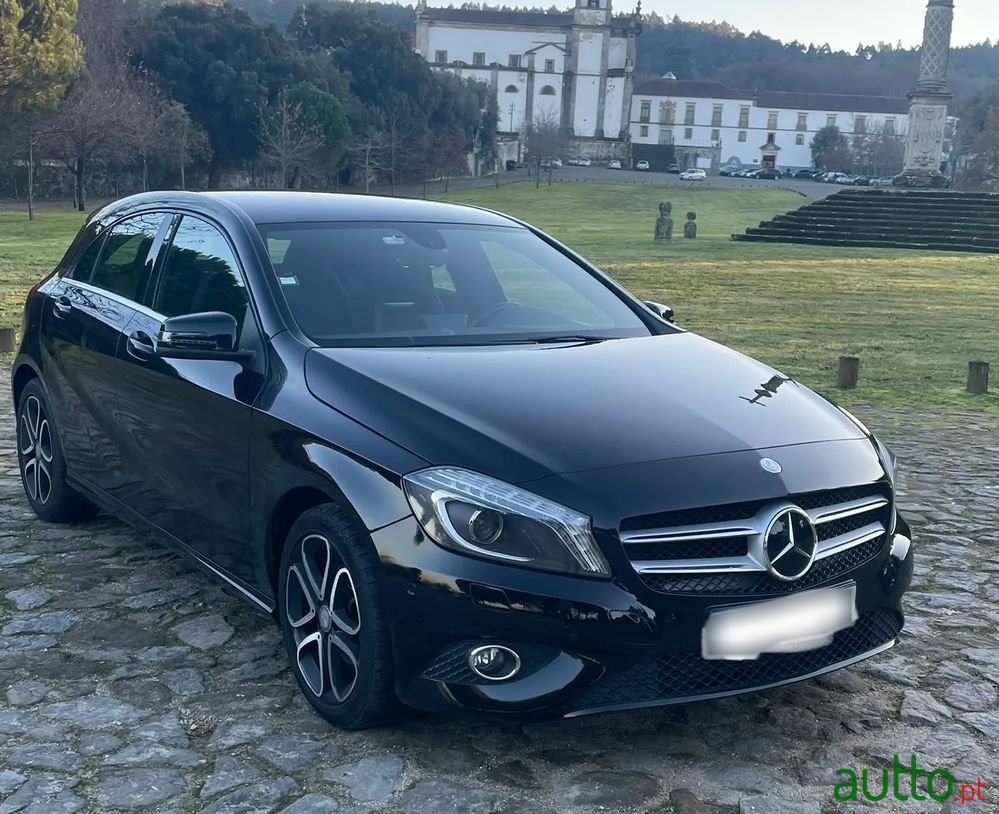2014' Mercedes-Benz A 180 photo #1