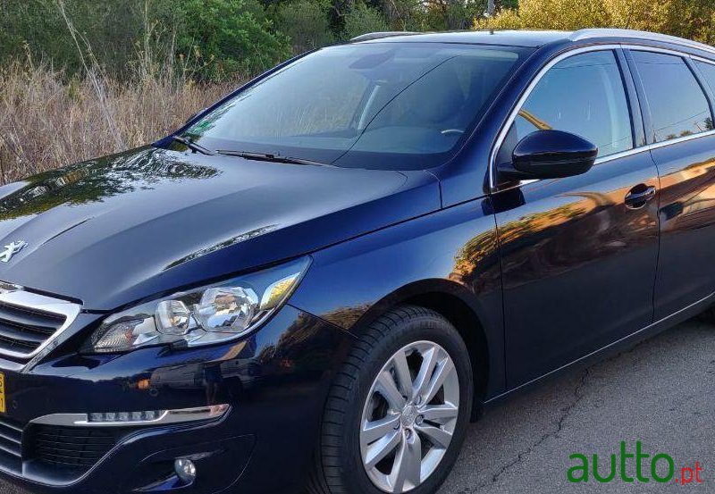 2015' Peugeot 308 Sw photo #3