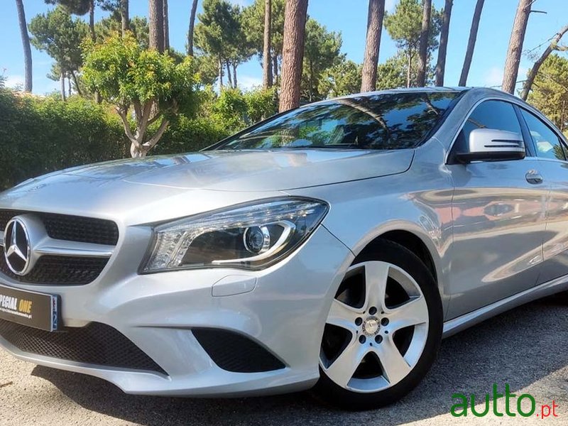 2015' Mercedes-Benz Cla-180 photo #1