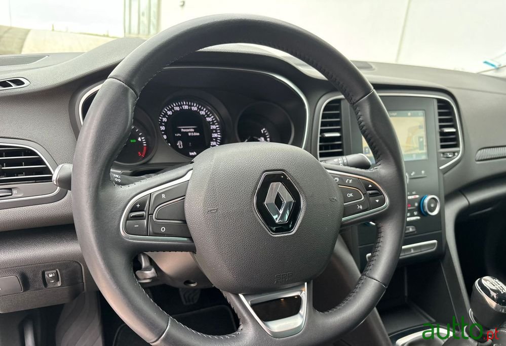 2019' Renault Megane Grand Coupe photo #5