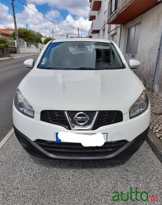 2010' Nissan Qashqai photo #1