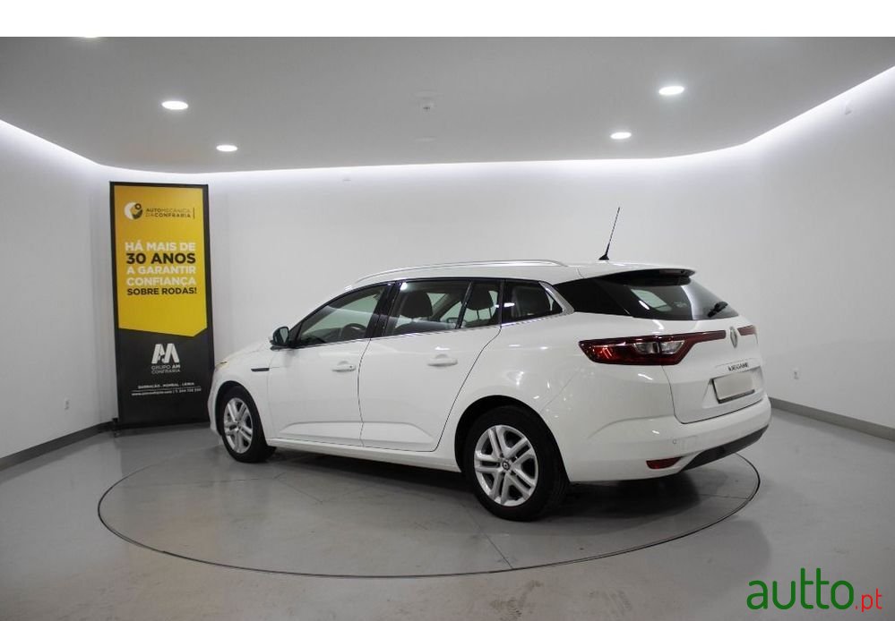 2019' Renault Megane Grand Coupe photo #5