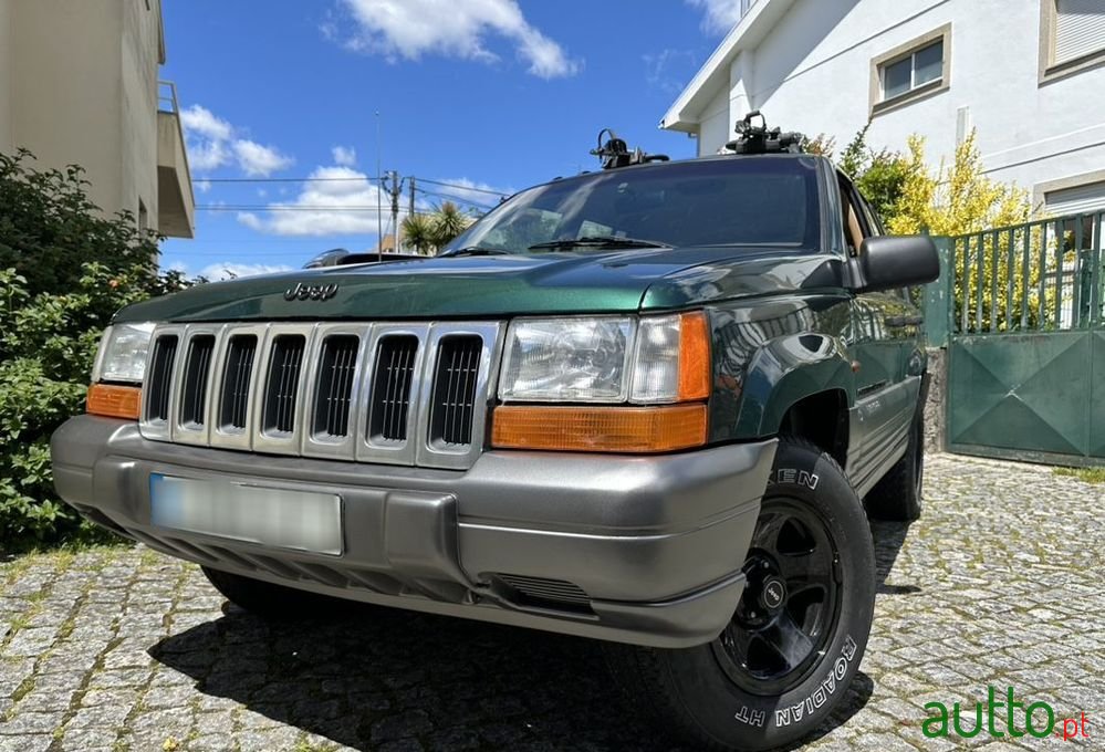 1998' Jeep Grand Cherokee 2.5 Td Laredo photo #1